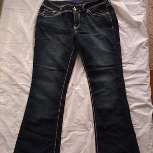 Apt 9 Womens jeans